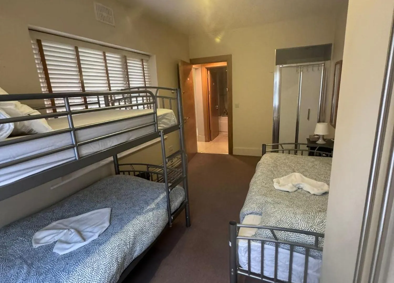 Central House Close Temple Bar Very Spacious Dublin Holiday home
